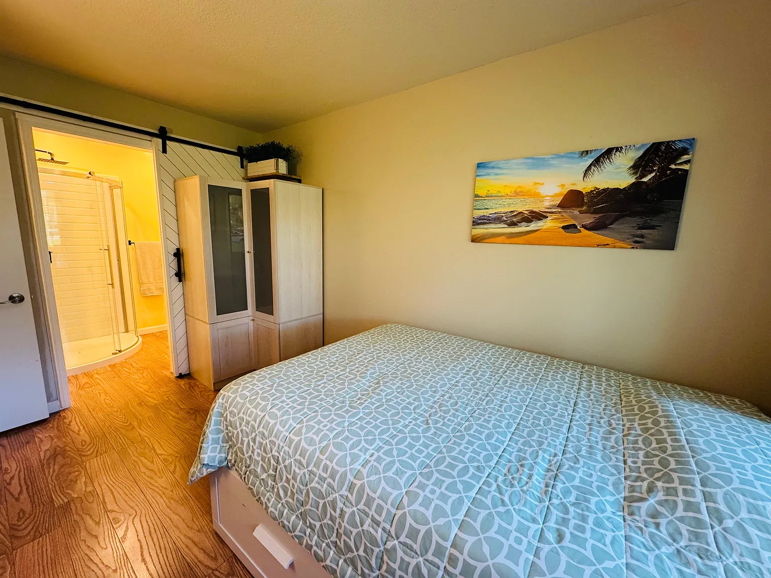 2 bed, 948 sqft, $1,490 — Photo 3