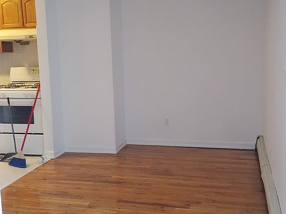 4th image of 5915 Van Doren St APT 2