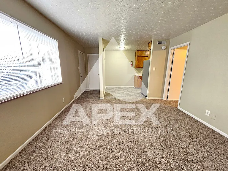 Springdale Apartments — Photo 26