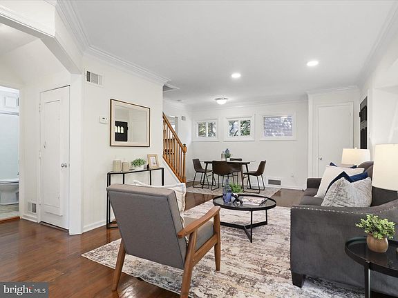3rd image of 6408 Cavalier Dr