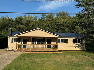 4768 Parchment Valley Rd, Evans, WV 25241
