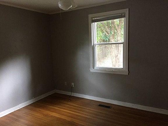 Back bedroom
