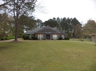 5944 Carmichael Rd, Montgomery, AL 36117