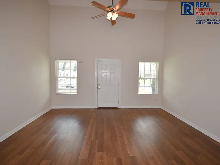 1548 Passage Dr — Photo 2