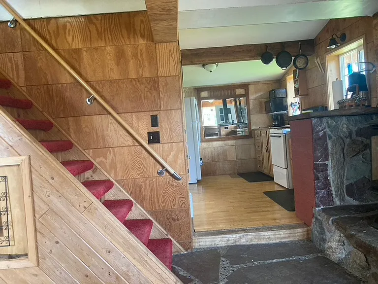 250 Pheasant Rd — Photo 13