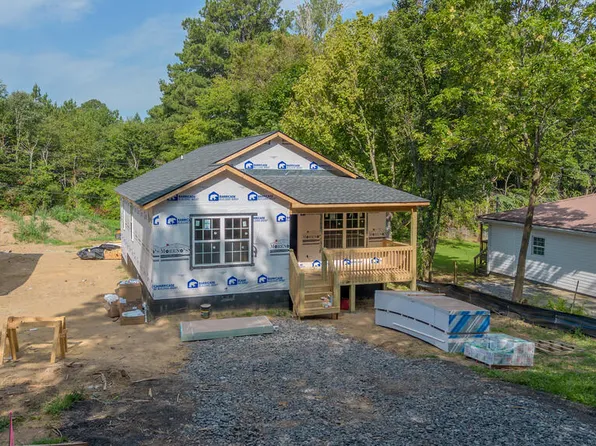 1 Rogers Ln, Tunnel Hill, GA 30755