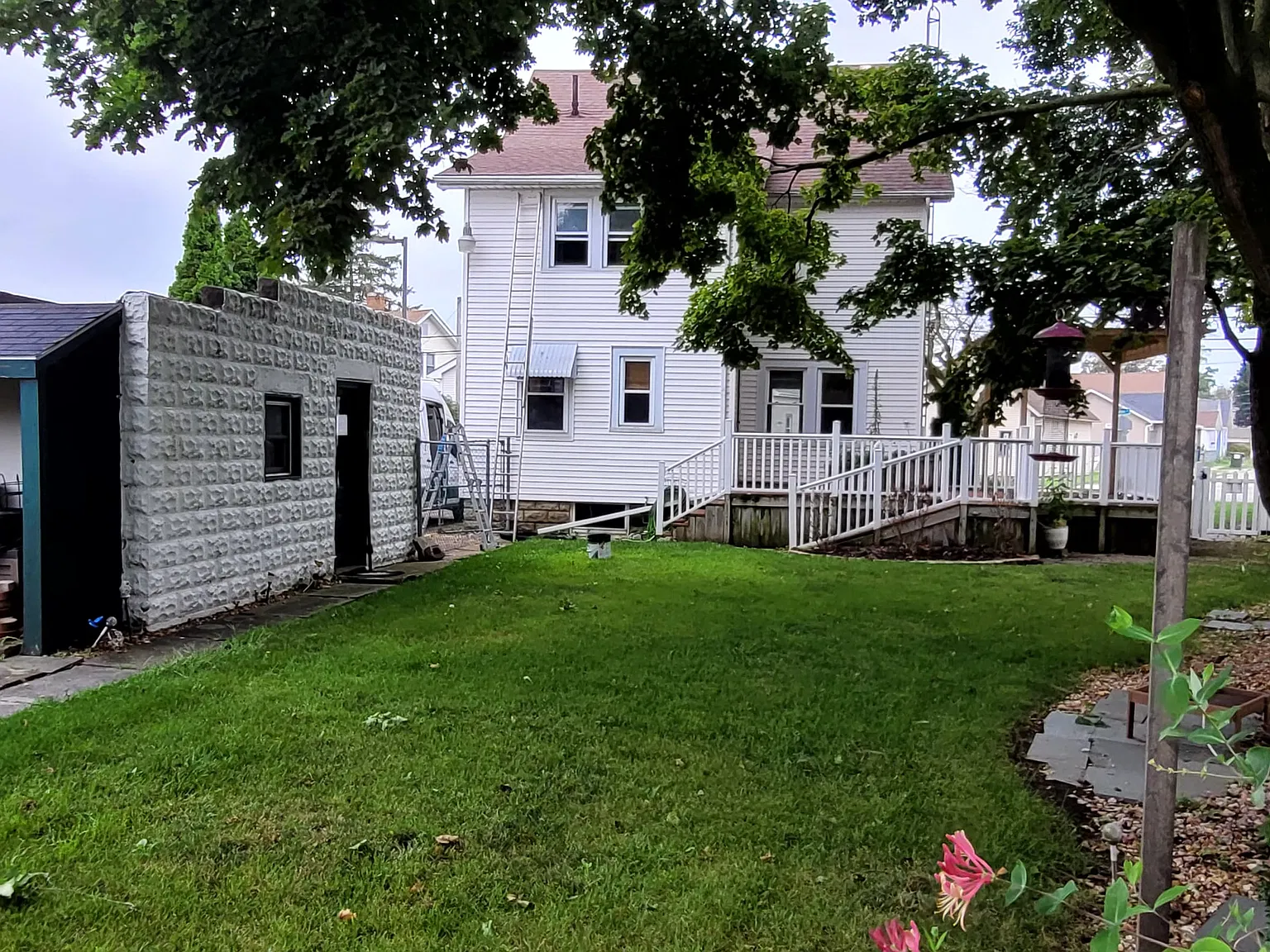 4 bed, 1.5 bath, 1668 sqft, $1,850 — Photo 4