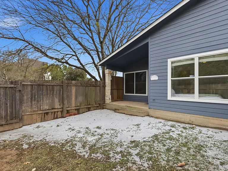 208 Flournoy Dr — Photo 18