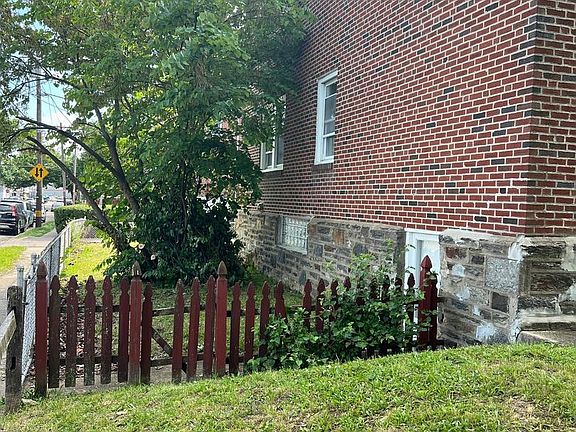 2nd image of 3356 Tyson Ave