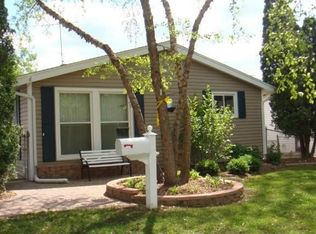 1407 Indian Ln, Carpentersville, IL 60110