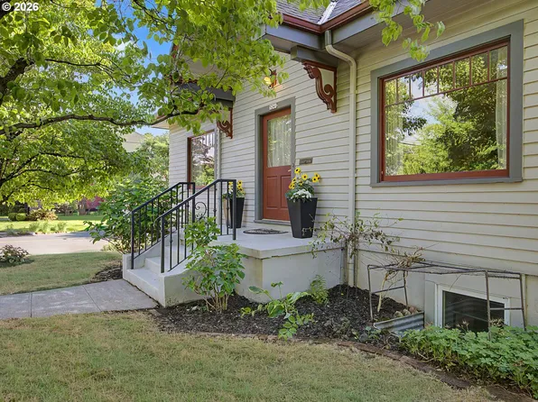 5241 SE 45th Ave, Portland, OR 97206