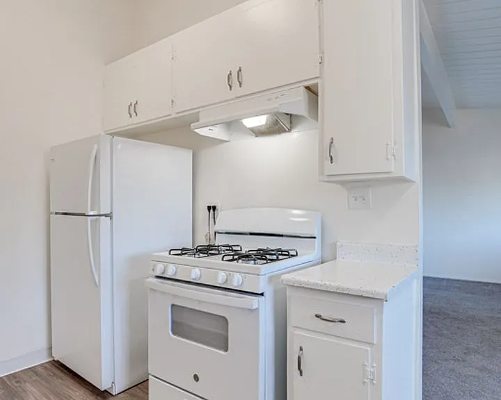 127 W Renette Ave — Photo 8