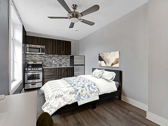 5th image of 245 Laurier Ave E #12