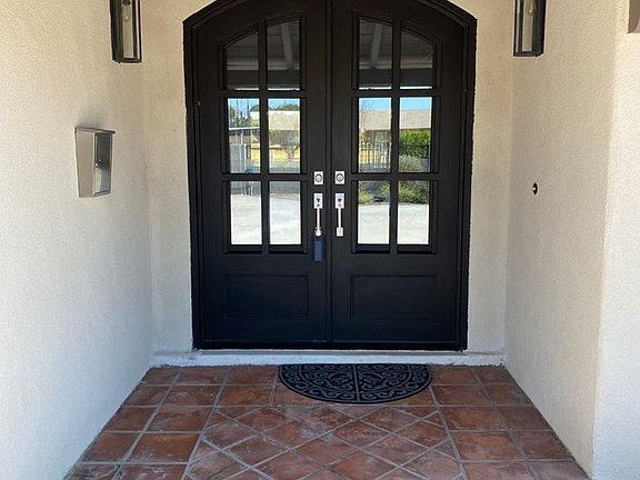 3rd image of 2993 S Arizona Ave