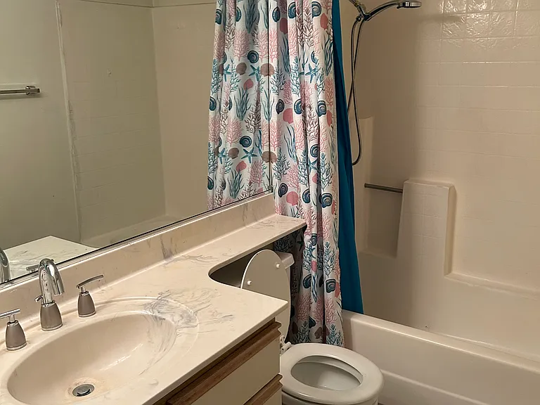 536 Longridge Dr — Photo 7