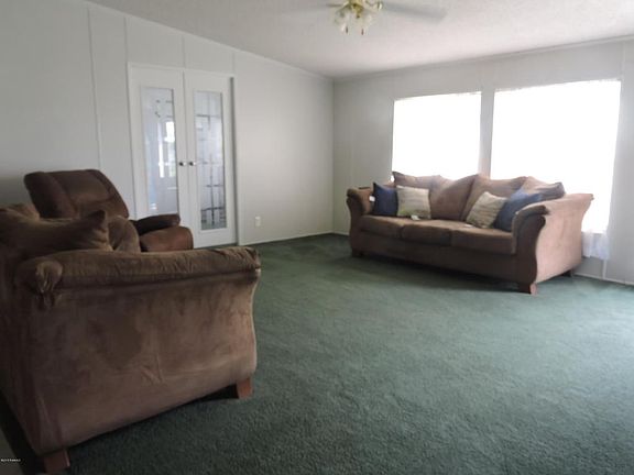 3rd image of 1023 La Nina Ave