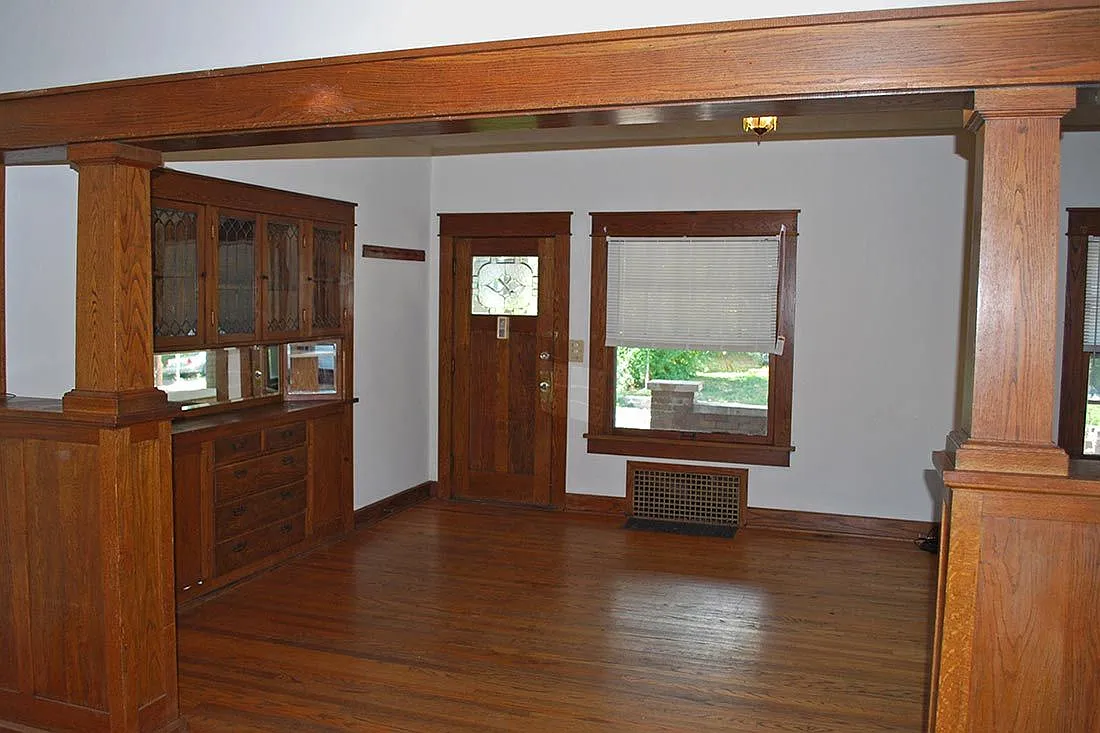 3 Bed, 1 Bath House - "Stone's Throw" — Photo 2