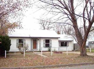707 N Washington Ave, Sedgwick, KS 67135