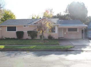 3132 Begonia St, Anderson, CA 96007