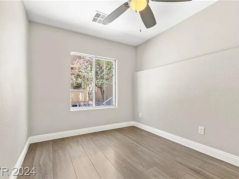 8937 Jennifer Anne Ave — Photo 25