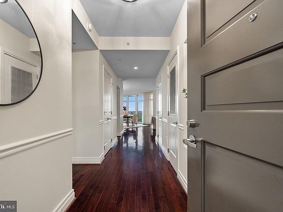 4th image of 8220 Crestwood Heights Dr APT 704