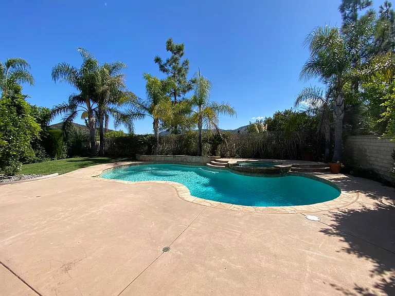 856 Paseo De Leon — Photo 26