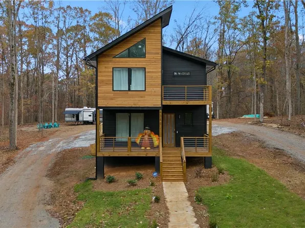 4340 River Rd, Ellenwood, GA 30294