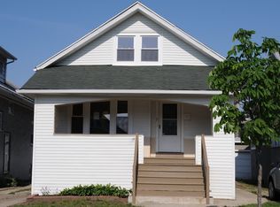863 S Grove Ave, Oak Park, IL 60304