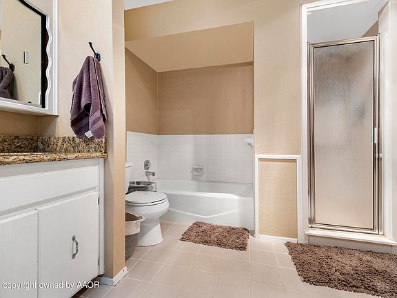 3rd image of 4407 Alicia Dr