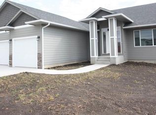 6501 E 49th St, Sioux Falls, SD 57110