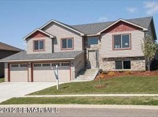 5335 Ridgeway Rd NW, Rochester, MN 55901