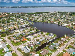 4607 Vinewood Cir, North Fort Myers, FL 33903