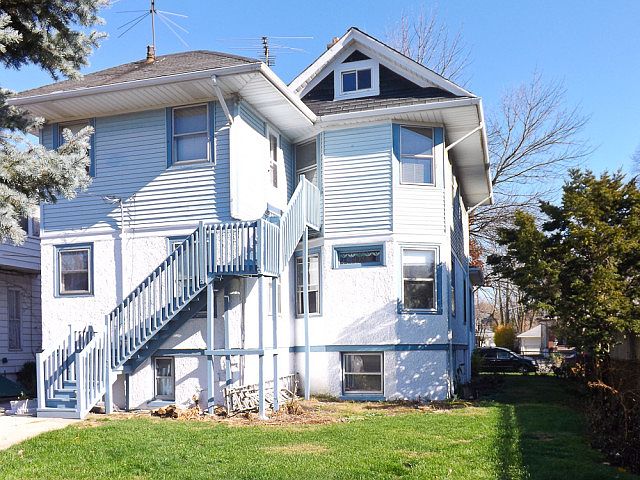 2nd image of 56 N Ashland Ave