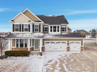 173 Sycamore Ln, Delaware, OH 43015