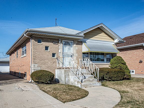 2nd image of 4520 N Osage Ave