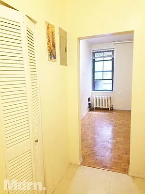 Rented by Mdrn Residential | media 11