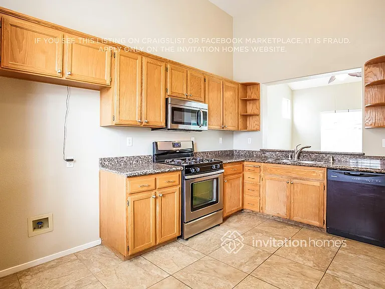2547 Foghorn Way — Photo 6