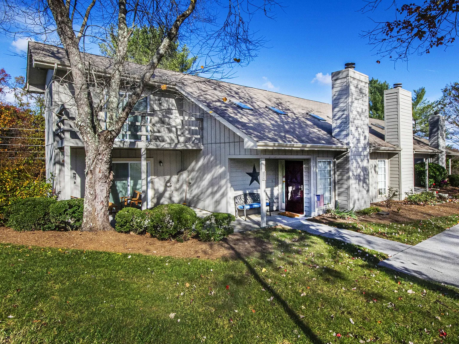 304 Chota View Place - 1 — Photo 4