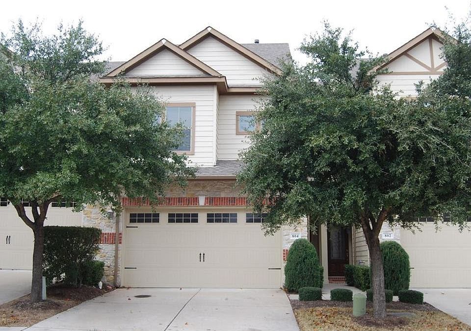 1st image of 804 Apple Hill Dr