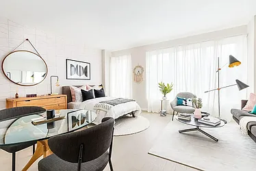 147-40 Archer Avenue