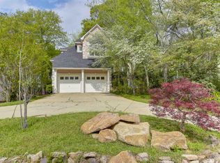 1760 McSwain Dr, West Columbia, SC 29169