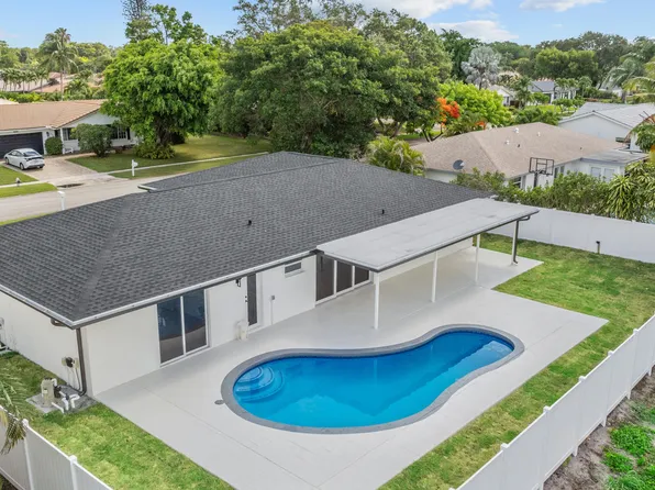 2654 NW 32nd Street, Boca Raton, FL 33434