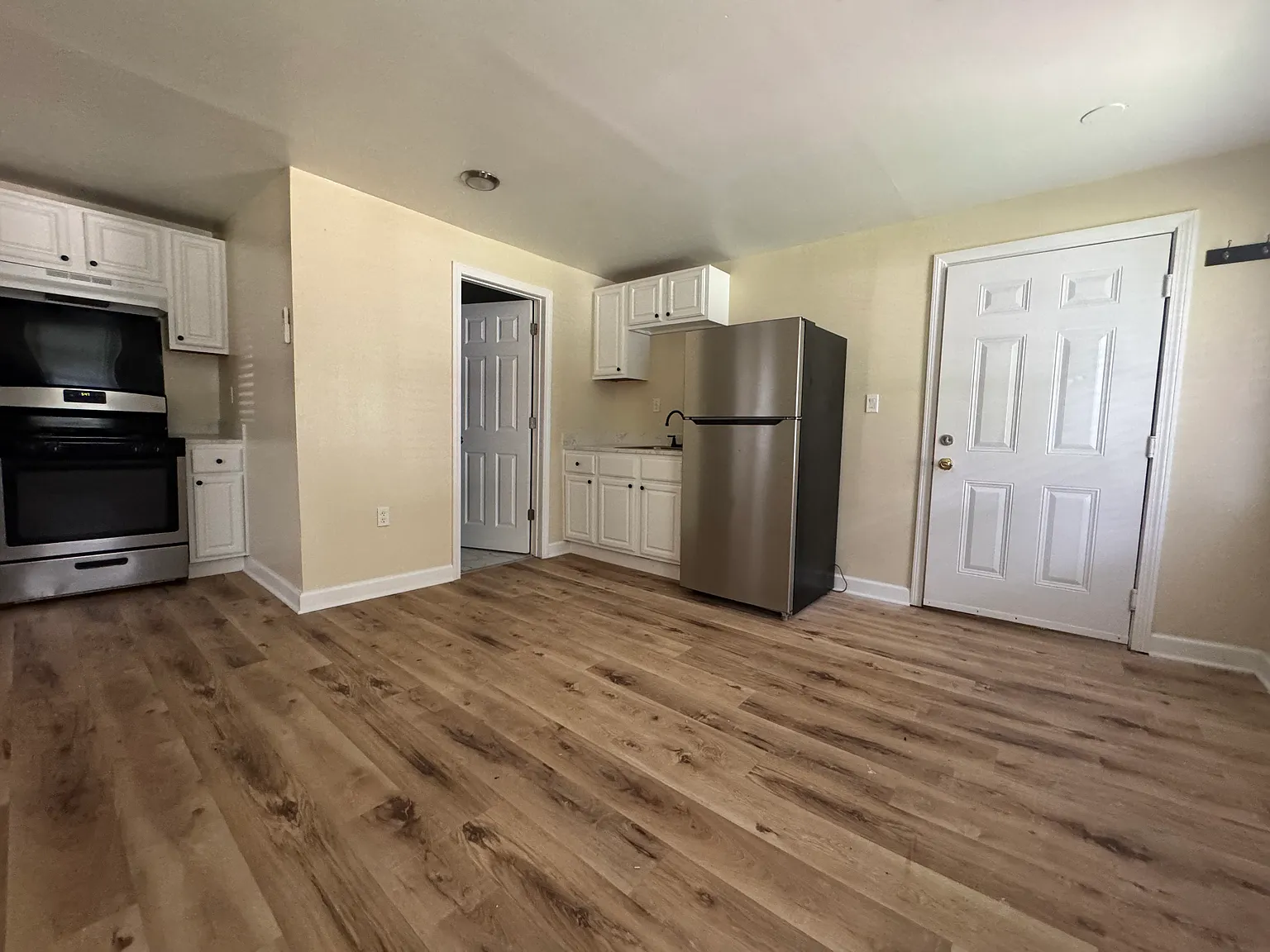 1 bed, 600 sqft, $1,295 — Photo 3