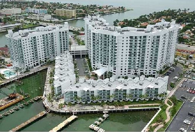 1st image of 7910 Harbor Island Dr APT 1006