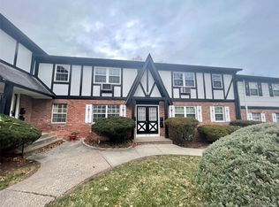 77 Parkside Drive, Suffern, NY 10901