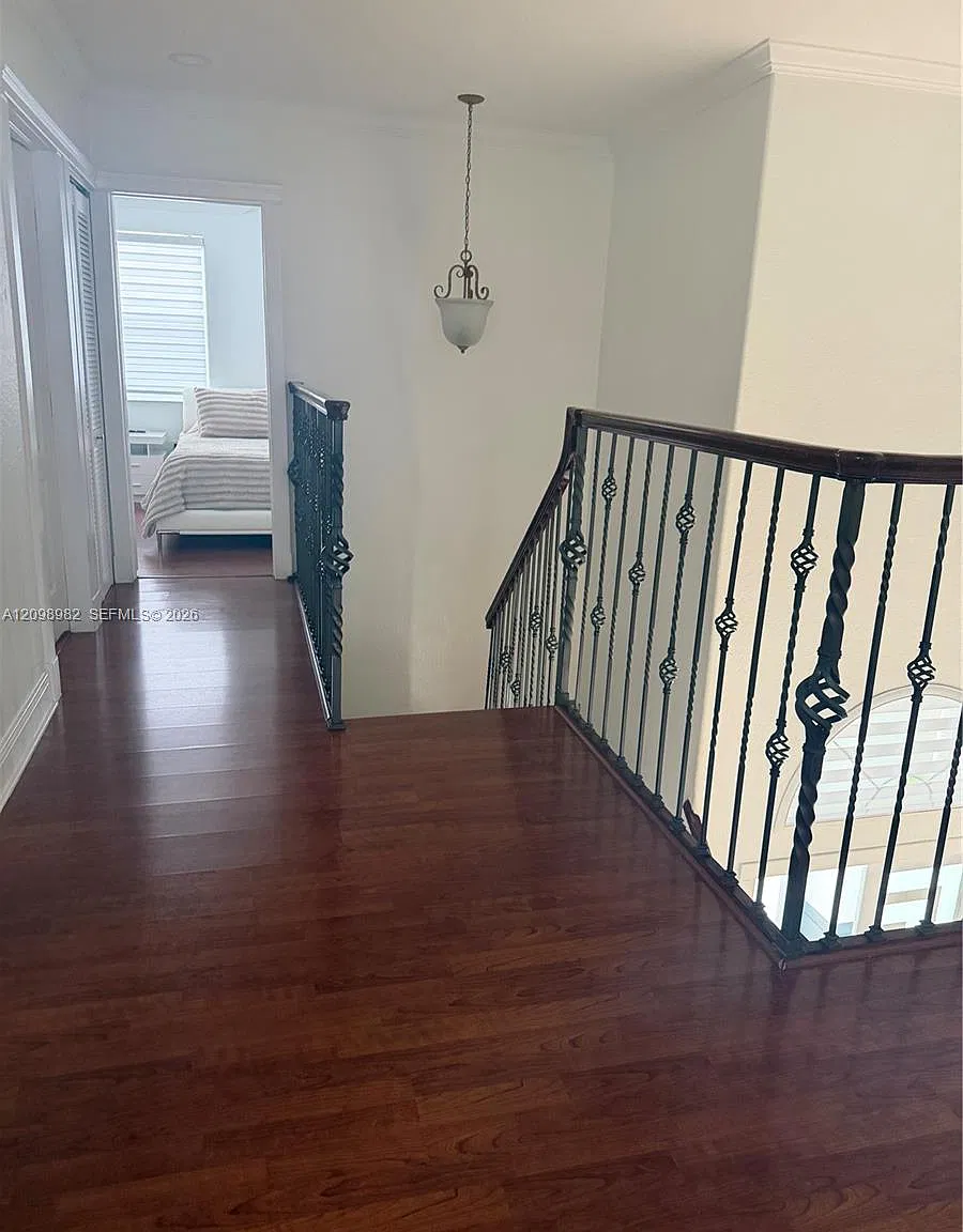 15411 SW 36th Ter #0 — Photo 2