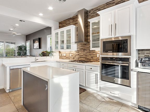 4th image of 80900 Avenida Santa Carmen