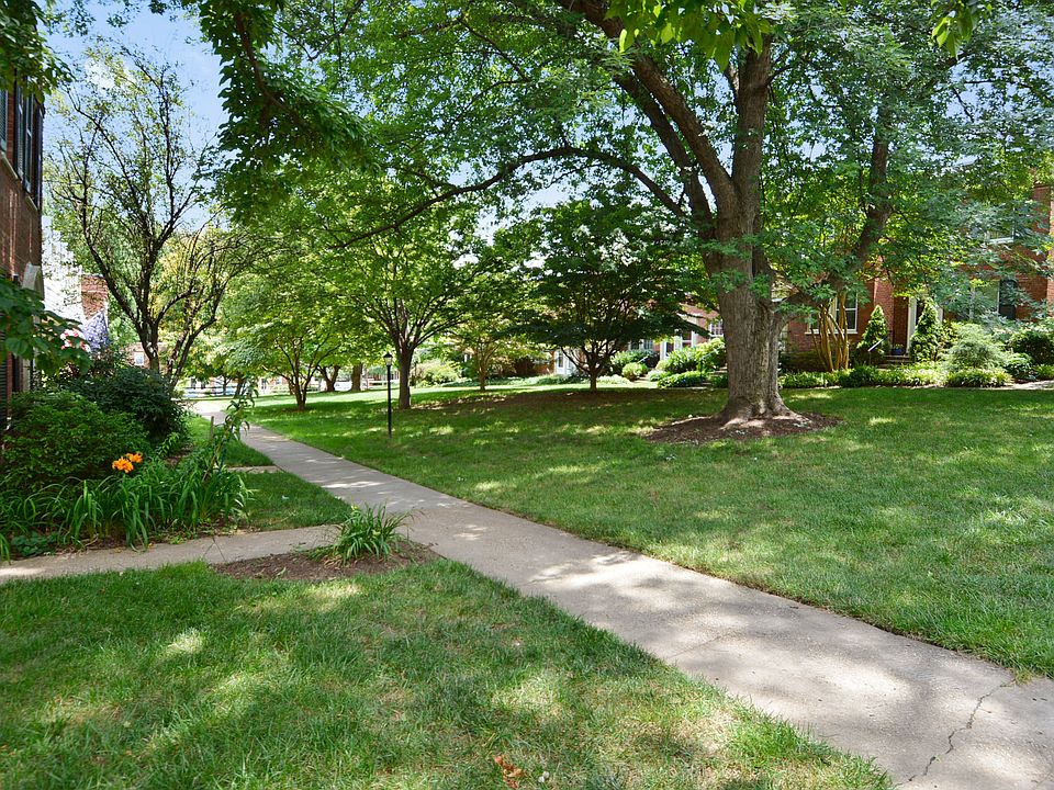 1st image of 2601 16th St S APT 613