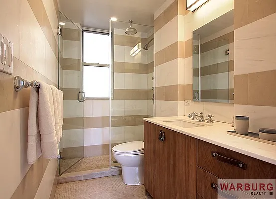 Sold by Warburg | media 10