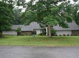 106 Pleasant Ridge Ln, Rogers, AR 72756